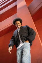 Load image into Gallery viewer, Eptm - Capital bomber black