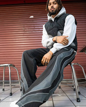 Load image into Gallery viewer, Eptm - Montaña pants black