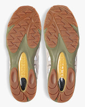 Load image into Gallery viewer, RBW x Saucony Originals Grid Azura 2000