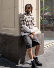 Load image into Gallery viewer, Eptm - Star denim shorts Black