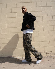 Load image into Gallery viewer, Eptm - Hunter camo Carpenter Pants