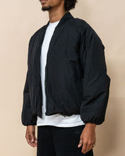 Load image into Gallery viewer, Eptm - Capital bomber black
