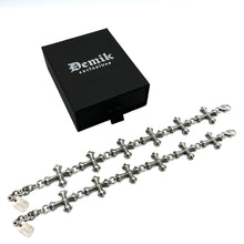 Load image into Gallery viewer, Demik - Cross link bracelet
