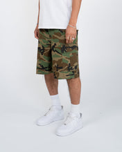 Load image into Gallery viewer, Eptm - Surge cargo shorts - og camo
