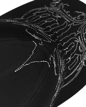 Load image into Gallery viewer, Outlw - Cowboy trucker hat v1 black
