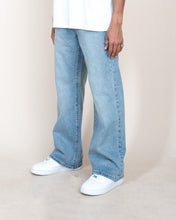 Load image into Gallery viewer, Eptm - Everyday jeans- blue denim
