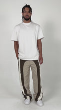 Load and play video in Gallery viewer, Eptm - Paradox pants - brown
