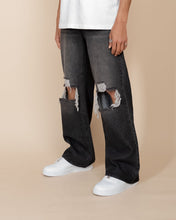 Load image into Gallery viewer, Eptm - Baggy distressed black denim
