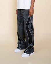 Load image into Gallery viewer, Eptm - Montaña pants Grey
