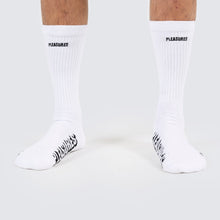 Load image into Gallery viewer, Pleasures - Knock out socks , white
