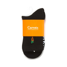 Load image into Gallery viewer, Carrots ; signerture carrot crew socks , blk
