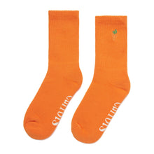 Load image into Gallery viewer, Carrots ; signature crew socks , org
