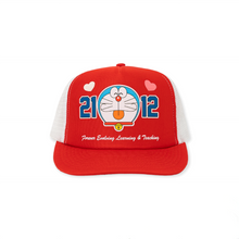 Load image into Gallery viewer, Felt x Doraemon ; 2112 Trucker hat , red
