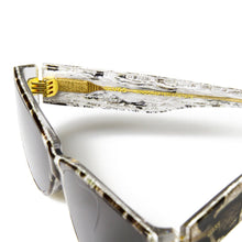 Load image into Gallery viewer, Glvss Eyewear brand ; The snake
